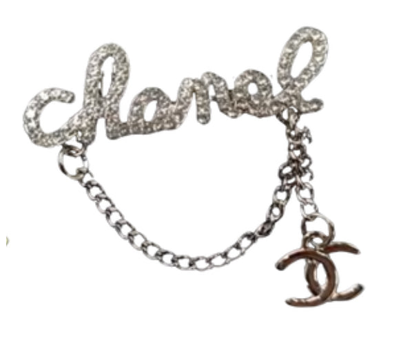 Pins Luxe Métal – Un style élégant pour vos Classic
