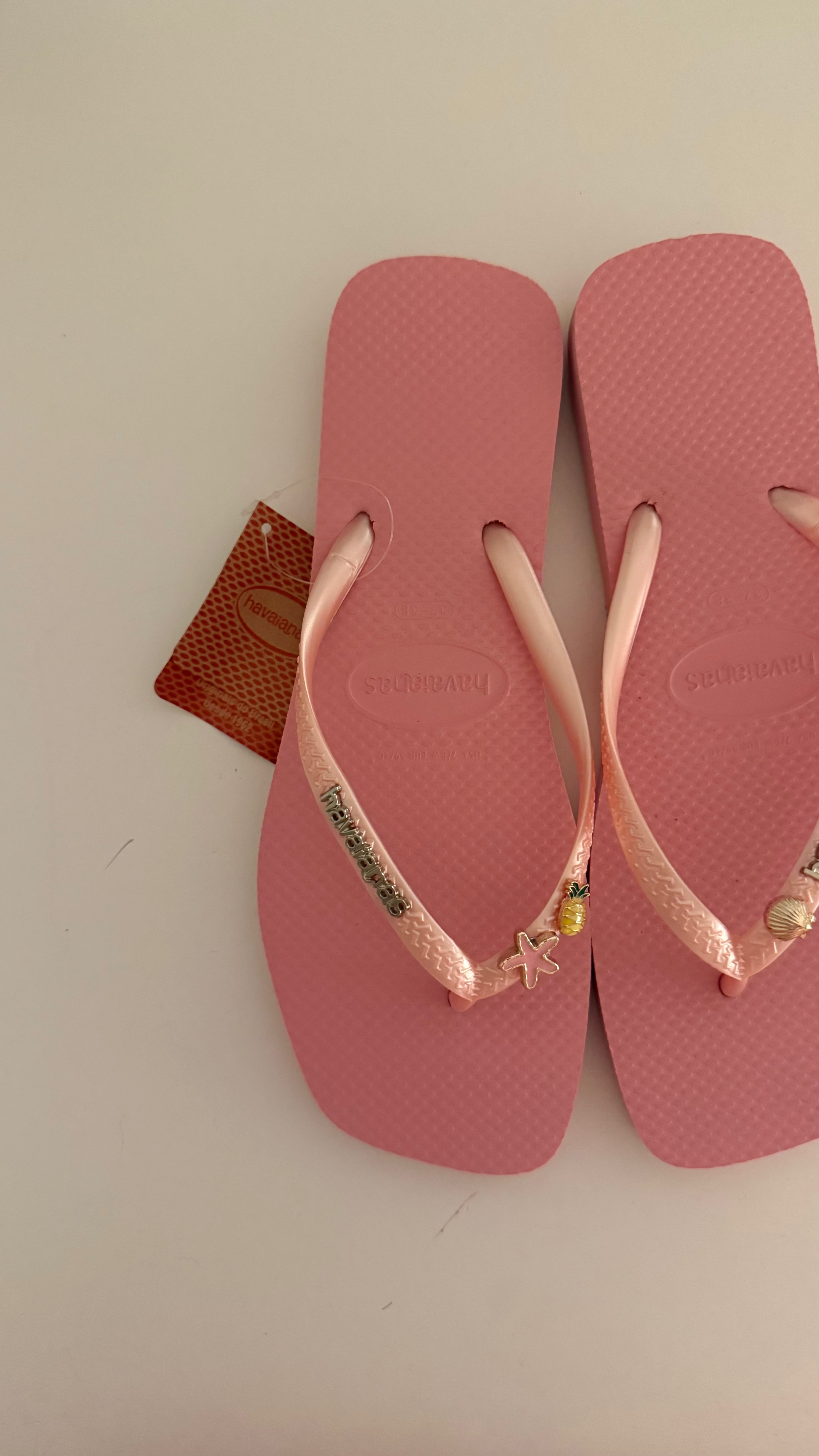 baby pink tong